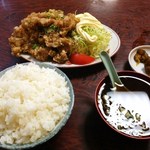 珉珉亭 - 鶏の唐揚げ定食