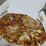 ピザーラ - 料理写真: