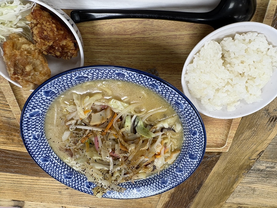 写真 : じげもんちゃんぽん&FRIED JUNKIES ヒタチエ店 （じげもん