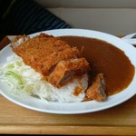 あいもこいもカフェ - カツカレー　カツの厚みが分かる？？？