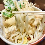 まる博