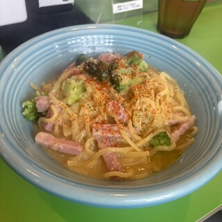 ペペロンチーノ専門店 ぺろん_1