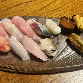 海鮮居酒屋 美国 - 料理写真:おまかせにぎり　特上