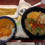資さんうどん - 料理写真: