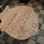 テーブルは折り畳み式で、広げるとたい焼きの形をしてるカワイイ子♡