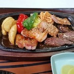 あたけ食堂 - 焼肉定食1050円