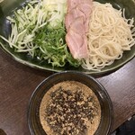 Kazu - ซูชิแบบจุ่ม ราคา 950 เยน