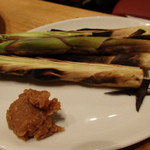 びっくりうどん - ひめたけのこ焼きもの(2015/5)