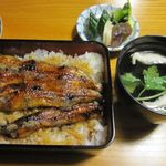 希文 - うな重(ハーフ）でも十分な食べ応え。