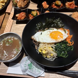 口コミ一覧 : 昼耕夜鶏 韓国キッチン 三宮店 （ジュギョンヤダク【旧