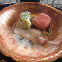 京都 吉兆 嵐山本店 - 造里　とろ　石鯛薄造り
