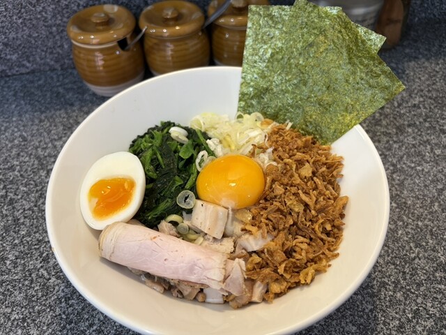 濃厚豚骨醤油らーめん 七転び八起き - 西日暮里/ラーメン | 食べログ