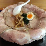 かねさん食堂 - びっくりチャーシューメン・しょうゆ　1000円