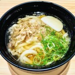 スシロー - 料理写真:かすうどん410円、あっさりお出汁にカスの旨脂が合わさって旨い。