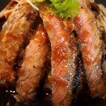 Teppan　我流 - お肉2種 合盛り重（ステーキ）