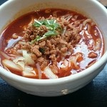 餃子酒場 - 麻辛刀削麺