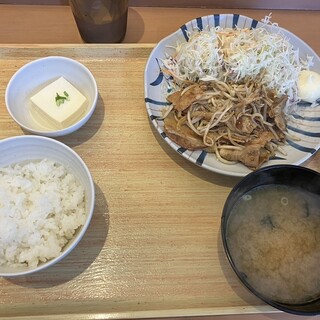 やよい軒_0