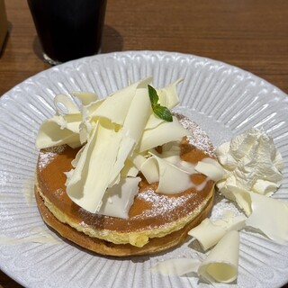 ミルク&パフェ よつ葉ホワイトコージ_1