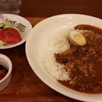 ブラボオ - ハヤシライス７５０円。