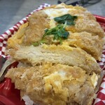 ベルク - 料理写真:とにかくご飯がすごいしっかり入ってた。かつも美味しかったよ。