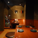 Chuugokushusai Rin - 最大12名様までの個室堀ごたつ席です。ご宴会にご利用下さい！