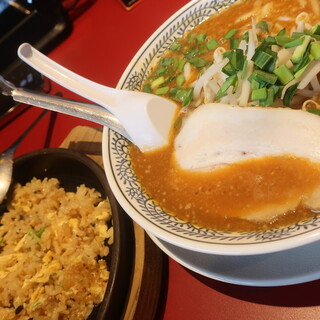 丸源ラーメン_1