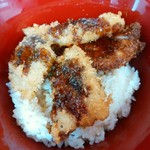 かつどん京 - 今日のかつどん（豚ロース、豚バラ、しいたけ、エリンギ）