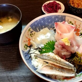宵 - 料理写真:海華丼（2026.8）