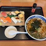 小僧寿し - 料理写真: