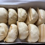 551蓬莱 - 料理写真:豚まん 10個　圧巻