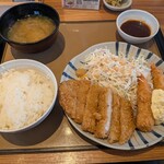 やよい軒 - 料理写真: