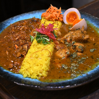 スパイシーカリーハウス半月_0