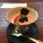 花筐 - デザート いちごのムース