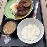 名古屋名物 みそかつ 矢場とん - 料理写真:ひれとロースの食べ比べ定食