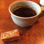 山荘 奈川倶楽部 - 珈琲にしました♡(ؔᵒ̶̷ᵕؔᵒ̷̶)菓子受け美味しい