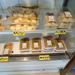 東京湾フェリー内　売店 - 商品棚