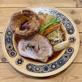 カフェ マイクアンドシャーリー_1