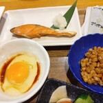 カフェ ウエスト - 料理写真:鮭スペシャル朝食