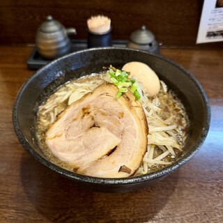 焦乃香._0