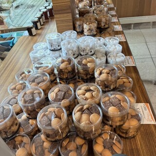 お菓子の館 あくつ_1