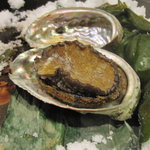 横浜うかい亭 - 塩釜で蒸しあがった鮑・・・