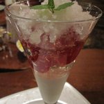 横浜うかい亭 - ラズベリーのゼリー　ミントの香りで