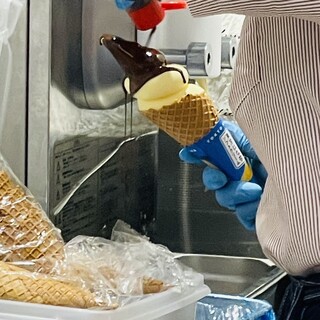 東京ばな奈ソフトクリーム_1