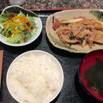 焼肉&酒食楽 凪 - 豚生姜焼定食 720円