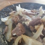 ドライブイン ストップ - それほど上等な牛肉ではないけどたっぷり入っているのが嬉しい^^