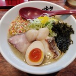 麺匠 粋や - 料理写真:帆立と真鯛のらぁめん。