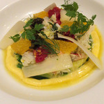 サリュー - スモークサーモンとオレンジピーマンの冷たいラザニア　爽やかなガスパッチョソース　2015-5