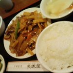 Bimikaku - 牛肉のウィスターソース炒め