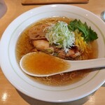 小さな野はらの木の下で