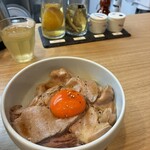麺や そりはし - チャーシュー丼